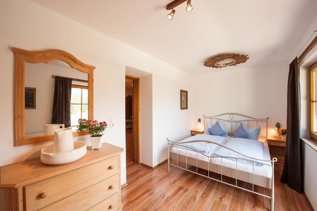 Zugspitzhotel Diana Thoerle Ehrwald Kamer foto